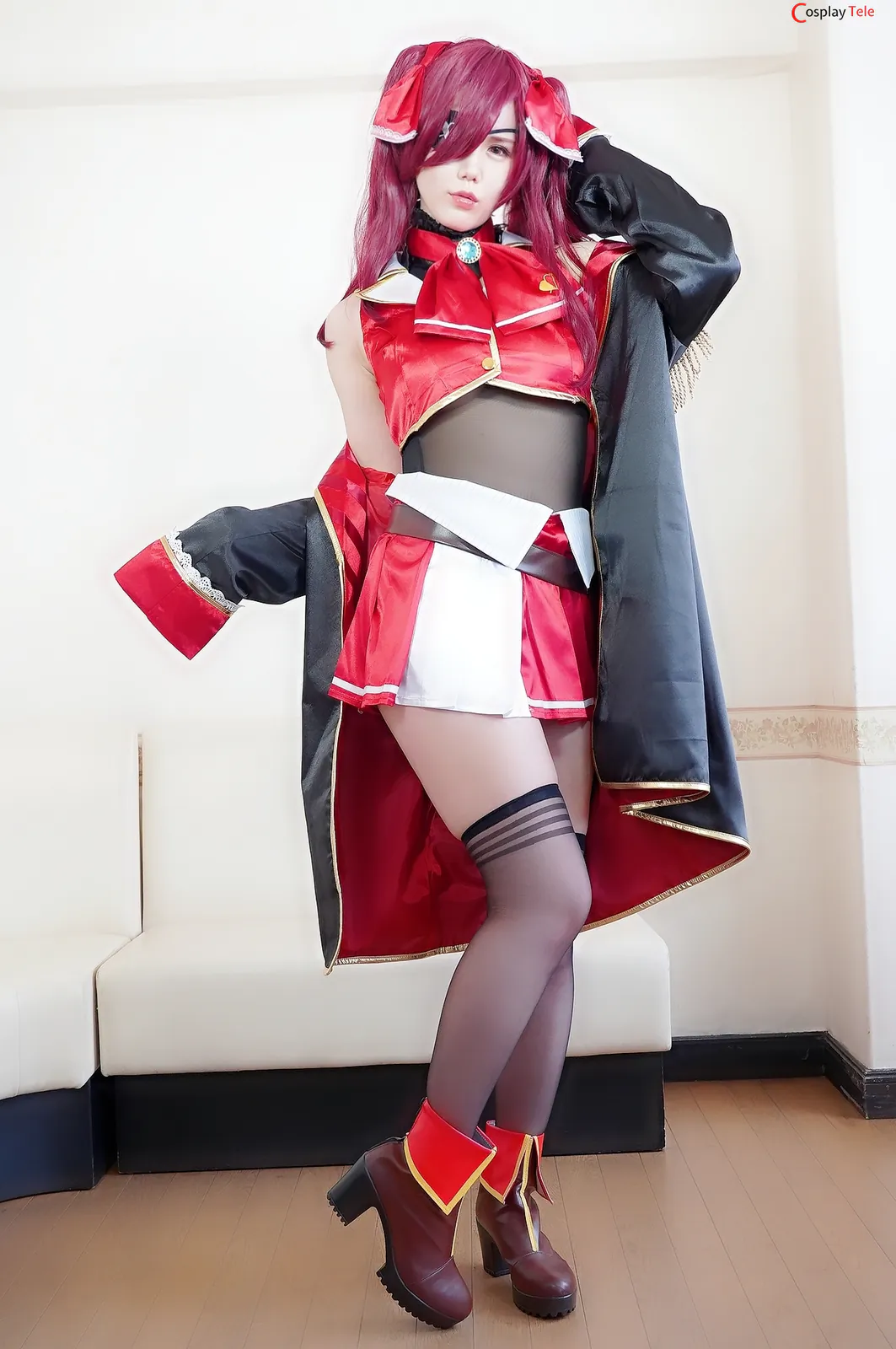 Unknown Cosplayer cosplay Houshou Marine – Hololive “30 photos and 1 video”