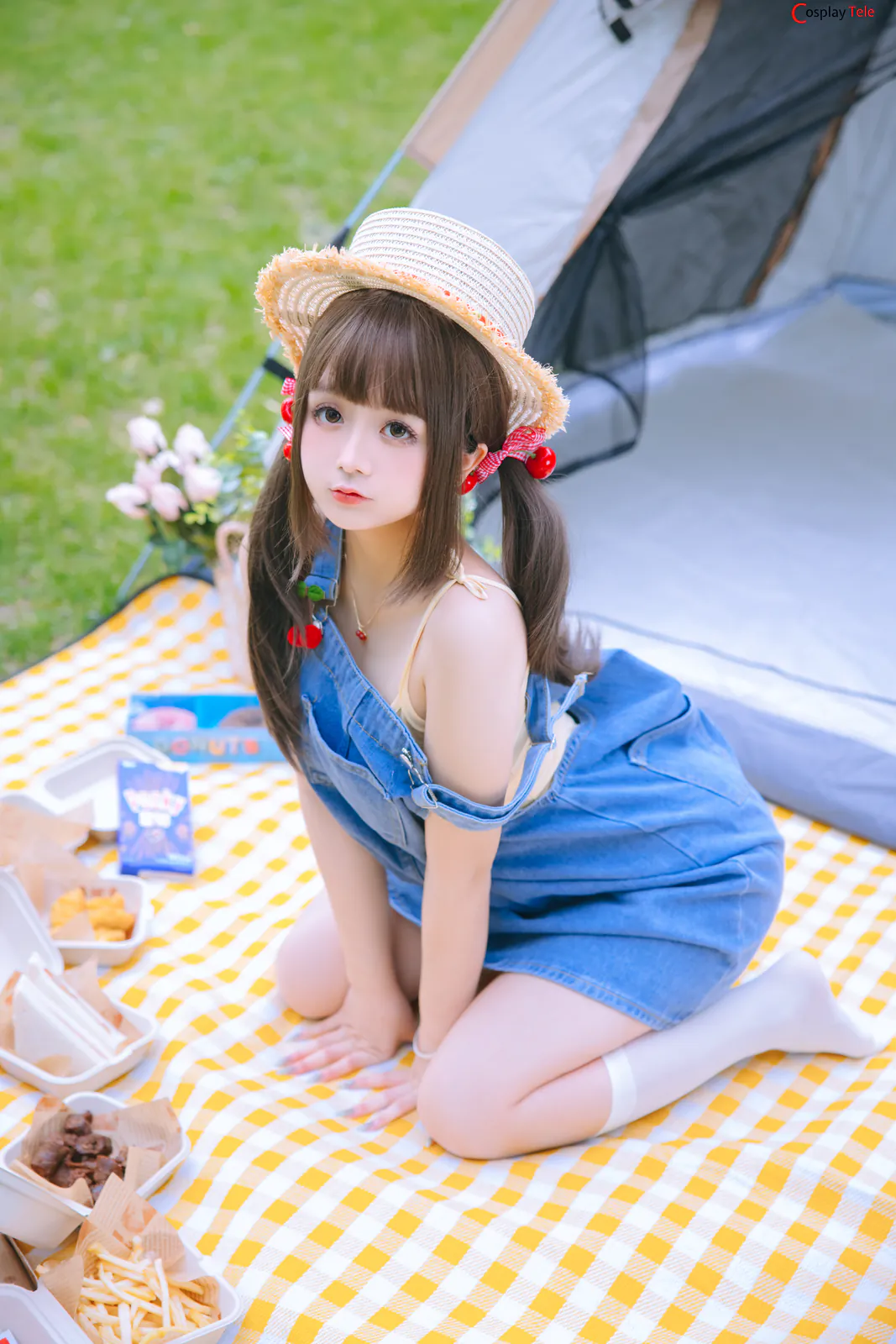 Rinaijiao-(日奈娇) – Picnic Day “190 photos and 10 gifs”