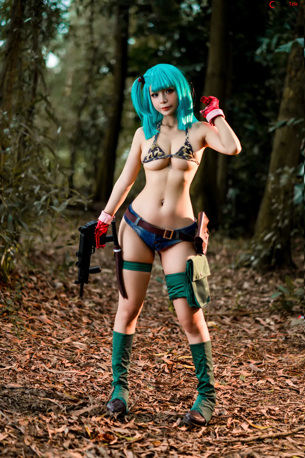 Umeko J cosplay Bulma – Dragon Ball “115 photos,20 gifs and 16 videos”